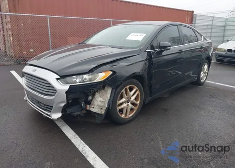 2015 Ford Fusion Se z USA, uszkodzony, nr VIN 1FA6P0HD2F5122728